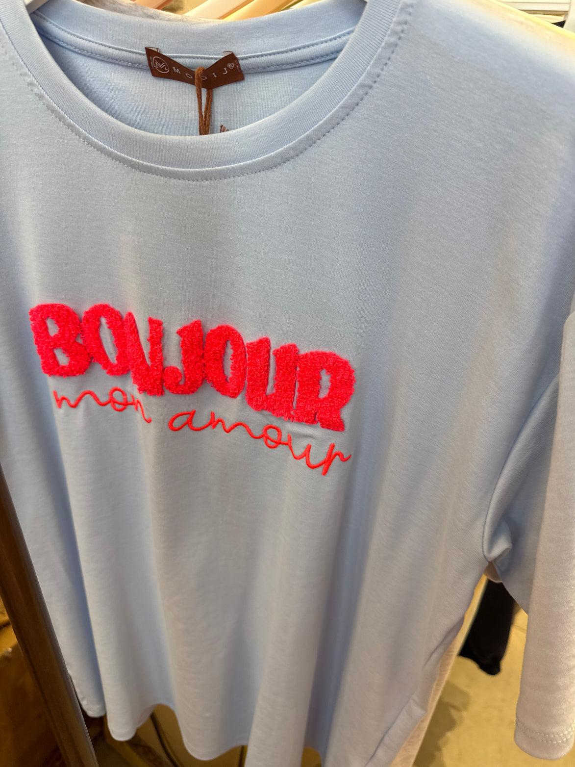 bonjour