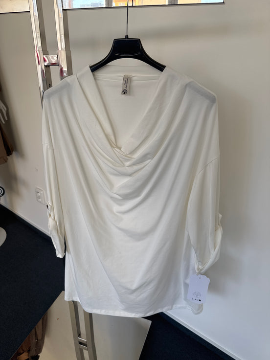 TU-triko knoflik bile