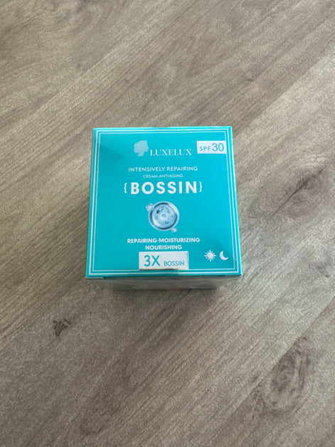 Guma krém pleťový modrý bossin