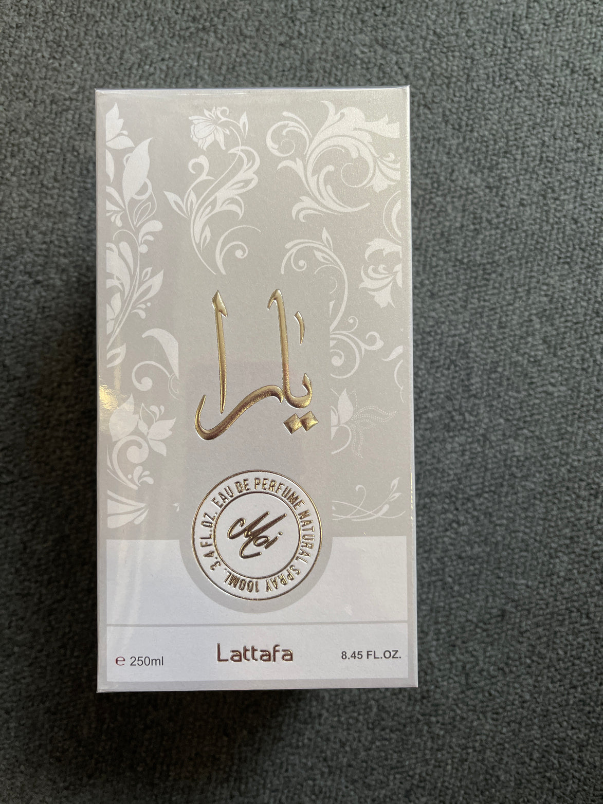 Parfemovaná voda bílá  moi 250 ml