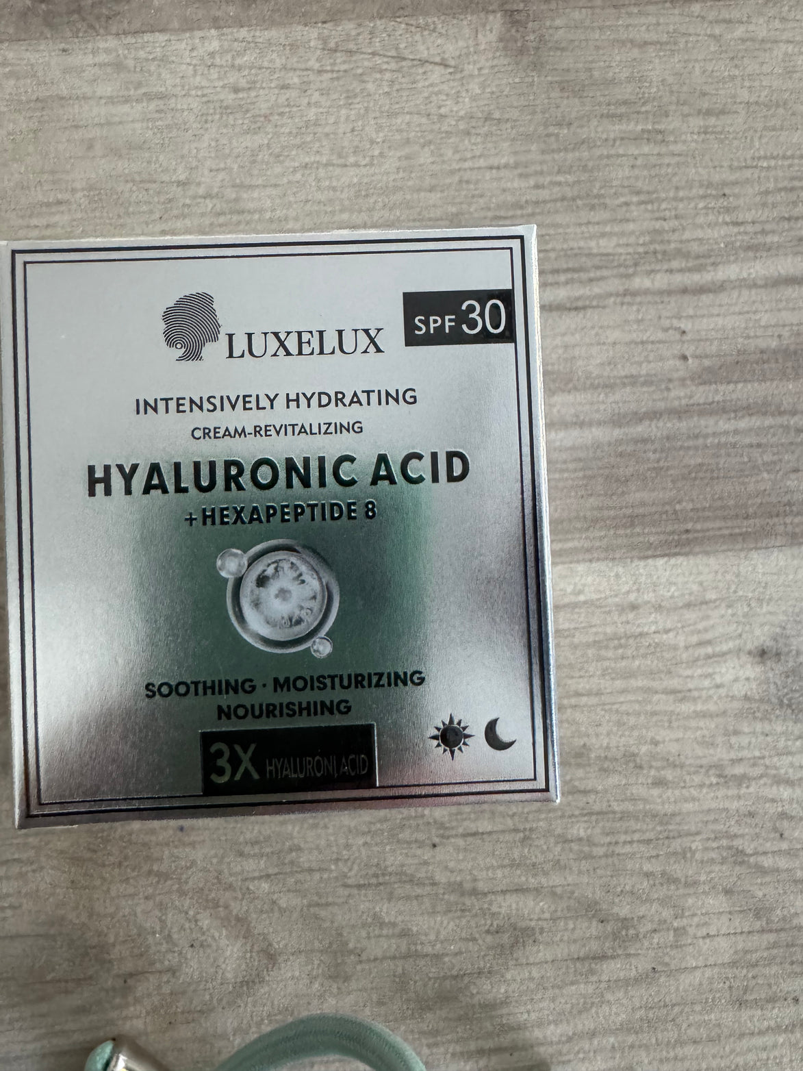 Guma hyaluronic acid