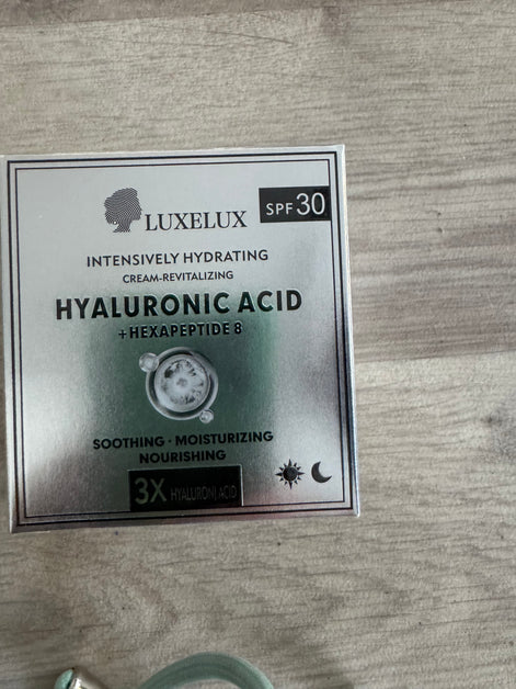Guma hyaluronic acid