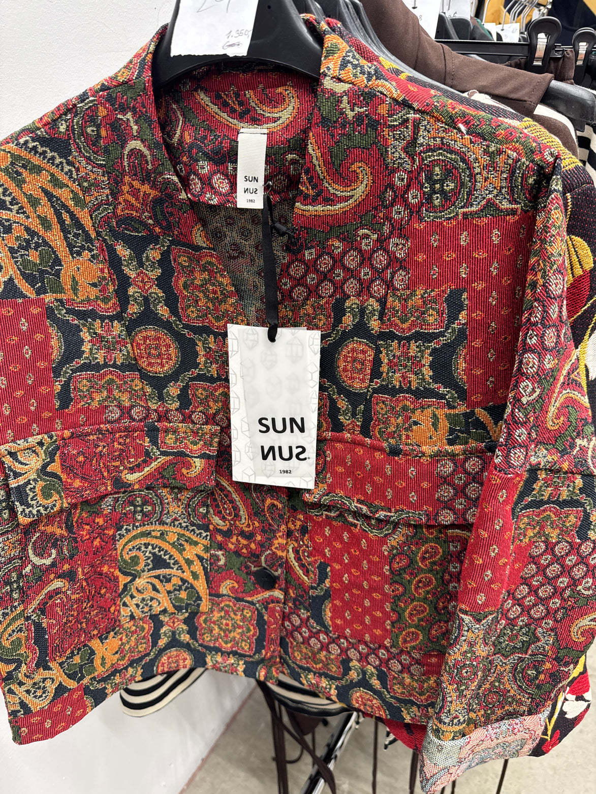 Sun kabátek