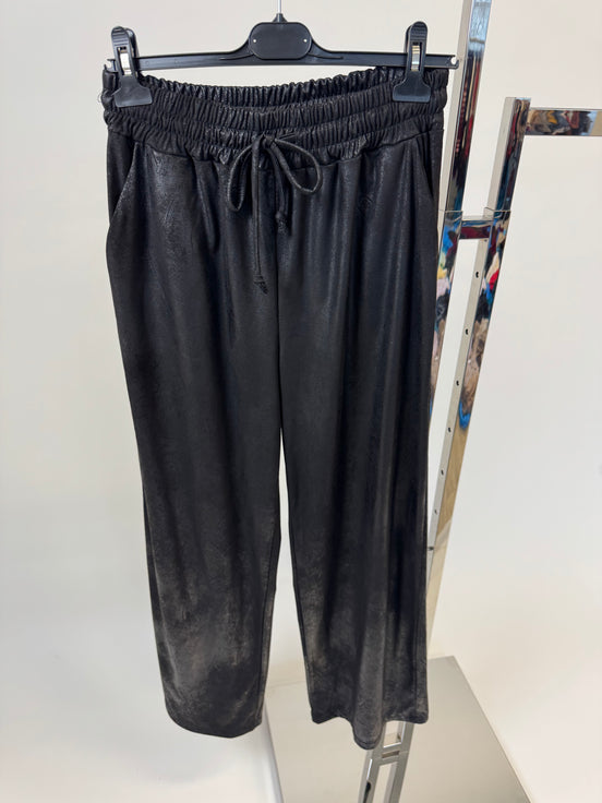 Kalhoty vzhled kůže